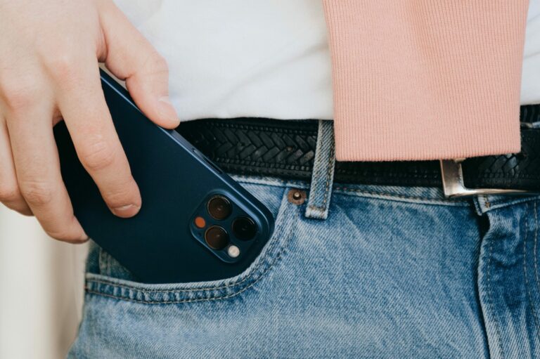 Can your phone be one of the causes of male infertility?